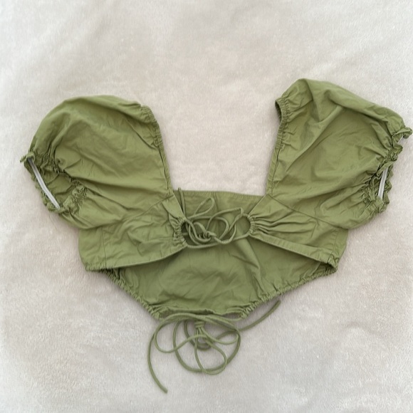 Polly princess olive green cropped tie top size 4 - Picture 2 of 4